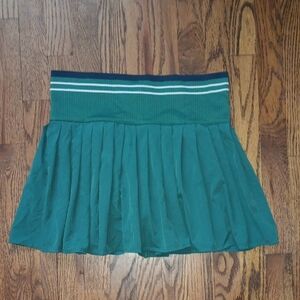 Avia Green Pleated Mini Skirt